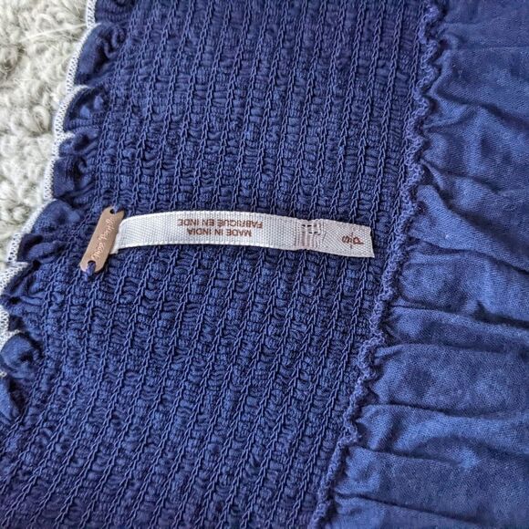 Free PEOPLE Navy blue Smocked skirt Small @F1 - Picture 5 of 9